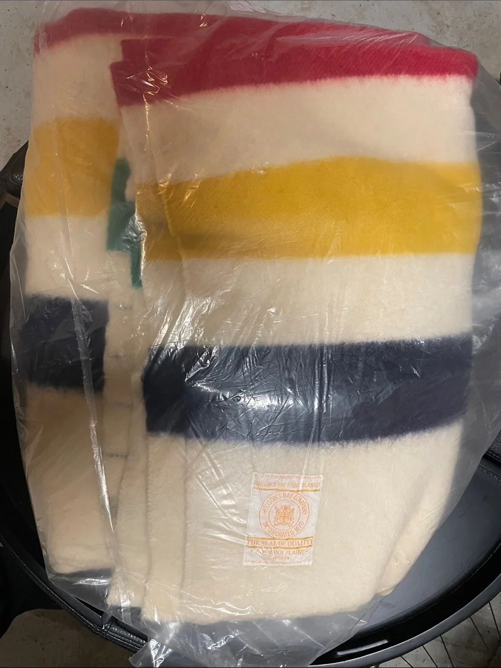 Hudson’s Bay Company Point Blanket Wool - Freshly Dry-Cleaned - 6 Point